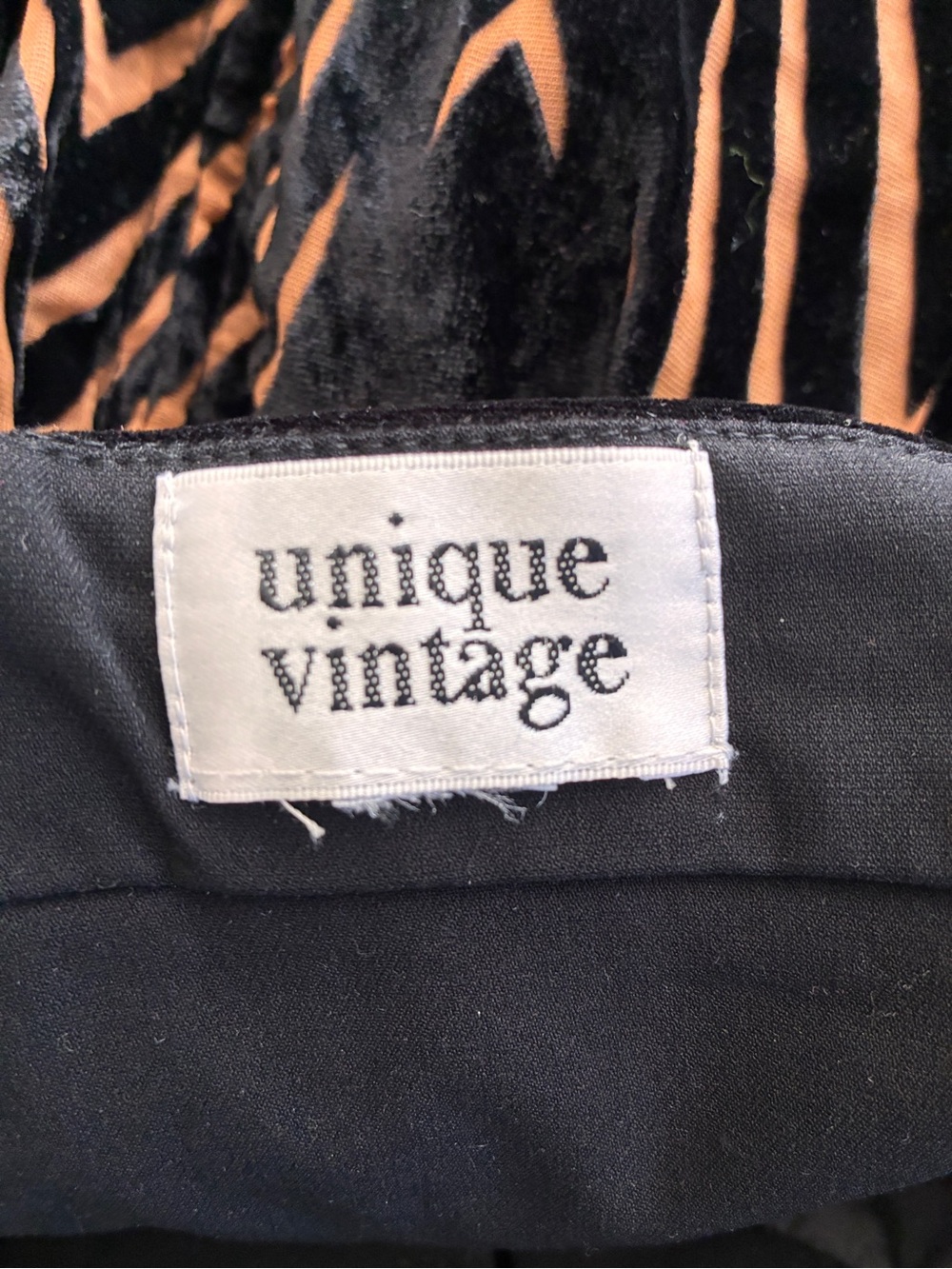 Unique Vintage Bertie Black Velvet Chevron Swing Dress - Size XL - Picture 7 of 15